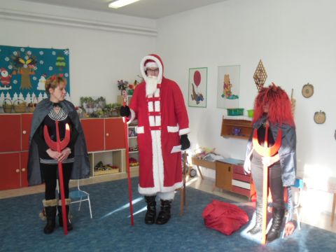 2014.12.05. Alsóberecki Mikulás az oviban (4)