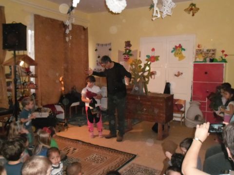 Karcsa_2014_12_15_bábszínház (22)