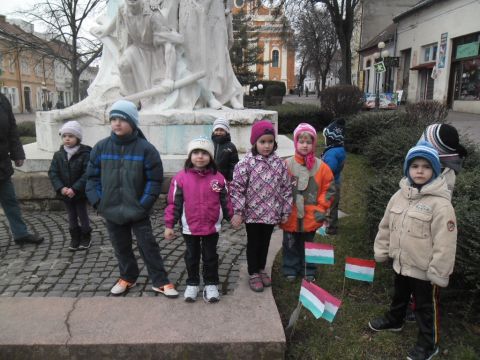 ovisok a Kossuth szobornál (8)