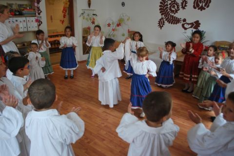 2015_05_05_cigánd_anyák napja (46)