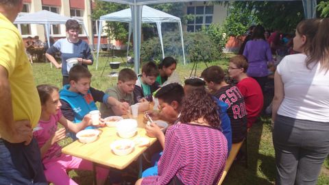 Karcsa_2015_05_29_egészségnap (24)