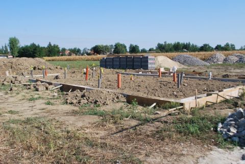 2015_09_10_cigánd_start_ipari csarnok_vágópont (7)