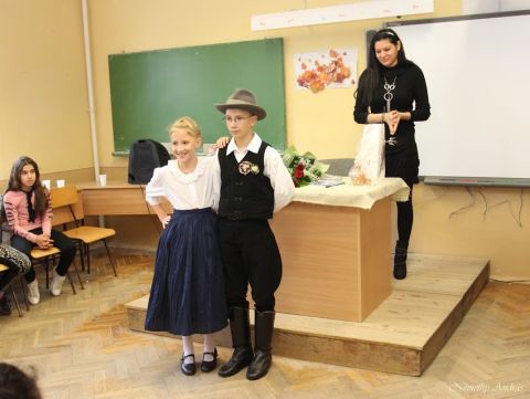 2015_10_24_cigánd_az óriások szigete könyvbemutató (14)
