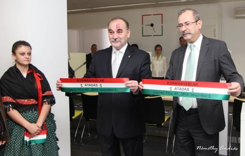 2015_11_05_cigánd_kormányablak átadás (1)