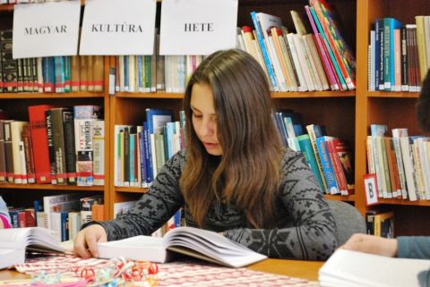 2016_01_25_cigánd_magyar kultúra hete felolvasó maraton (43)