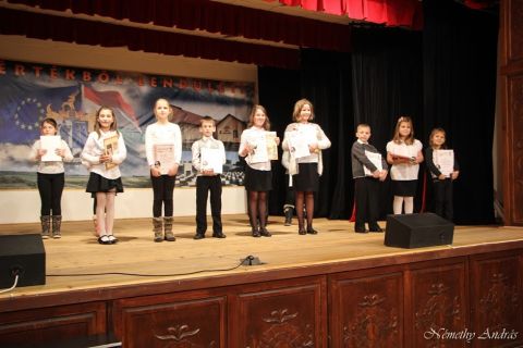 2017_01_23_cigánd_MKH Mesemondó verseny (19)