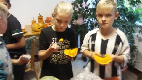 ,,TÖK JÓ délután a könyvtárban_képek (44)