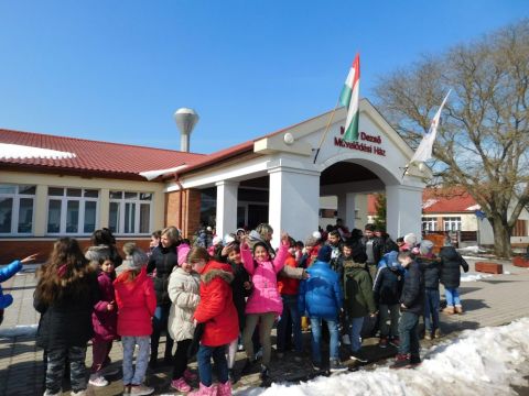 2018_03_22_cigánd_üzenet a palackban (18)