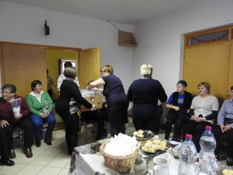 nőnapi teadélután (74)